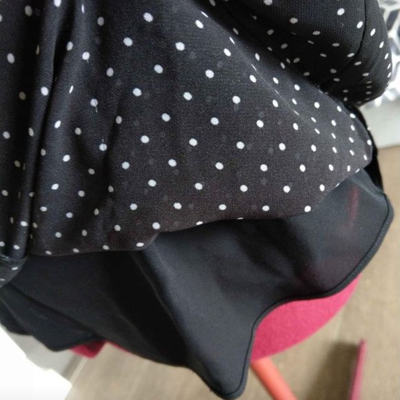 RW&CO size M blouse EUC - Picture 4 of 4